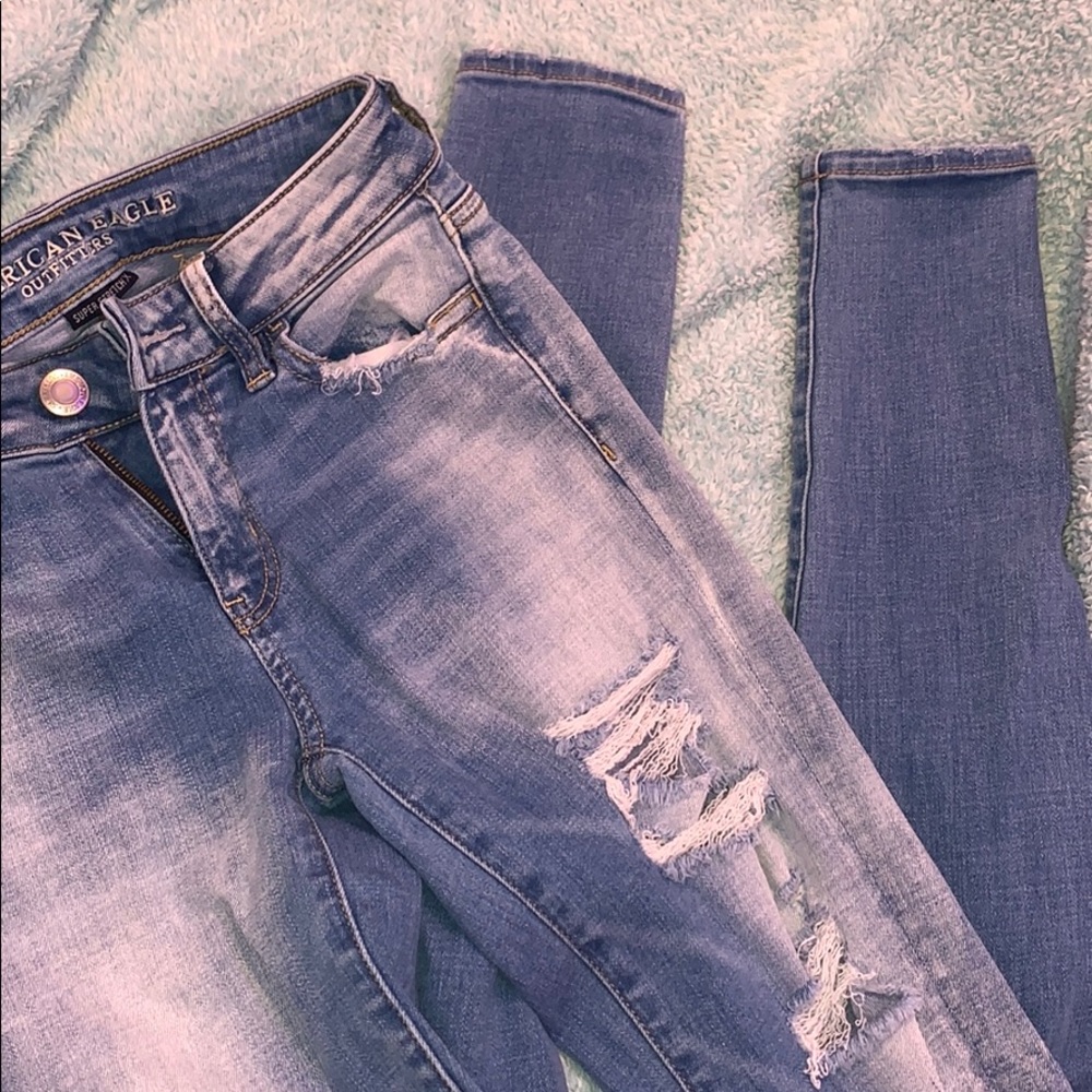 Distressed American Eagle Skinny Jeans